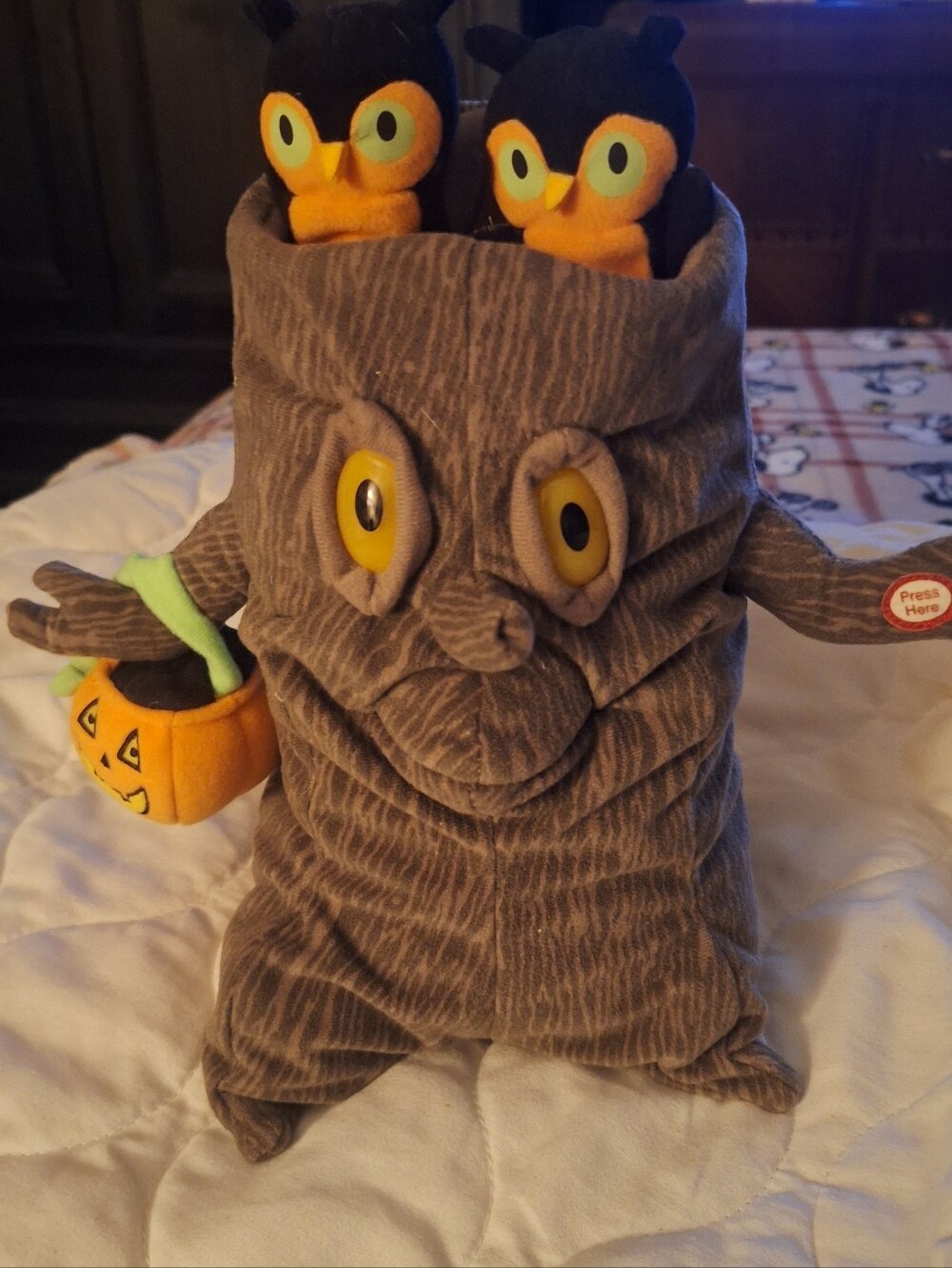 Hallmark Spooky Tree Owl Plush is a 11" animated singing Halloween owl.